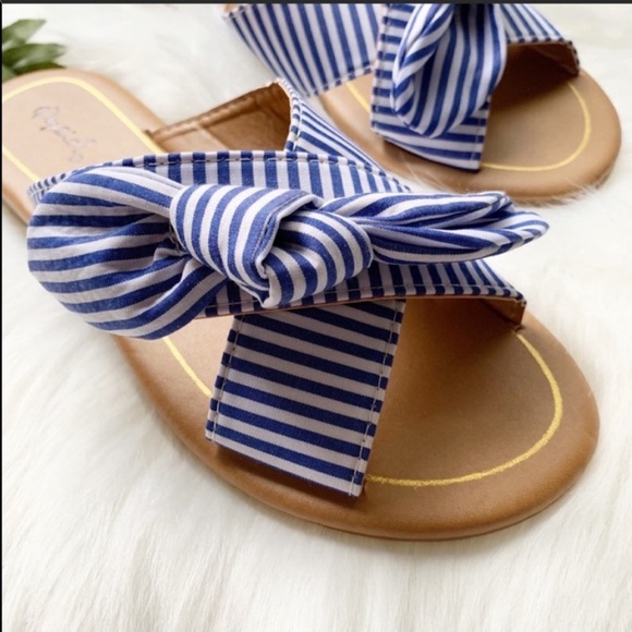 NEW Blue/White Slip-On Sandal - Picture 4 of 5